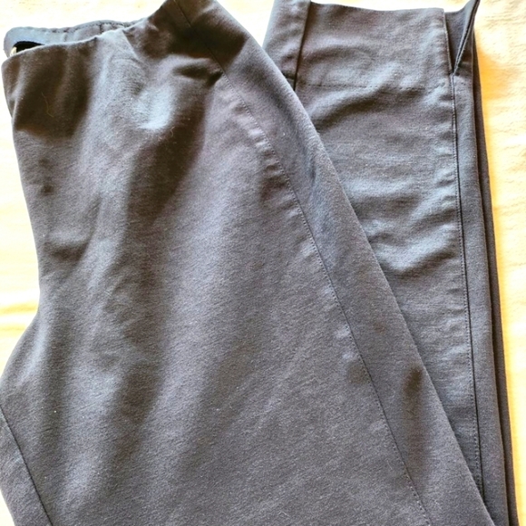 J. Jill Ponte Slim Leg Sz. M Pants - Picture 1 of 9